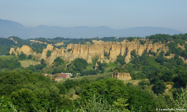 Panorama sulle Balze del Valdarno
