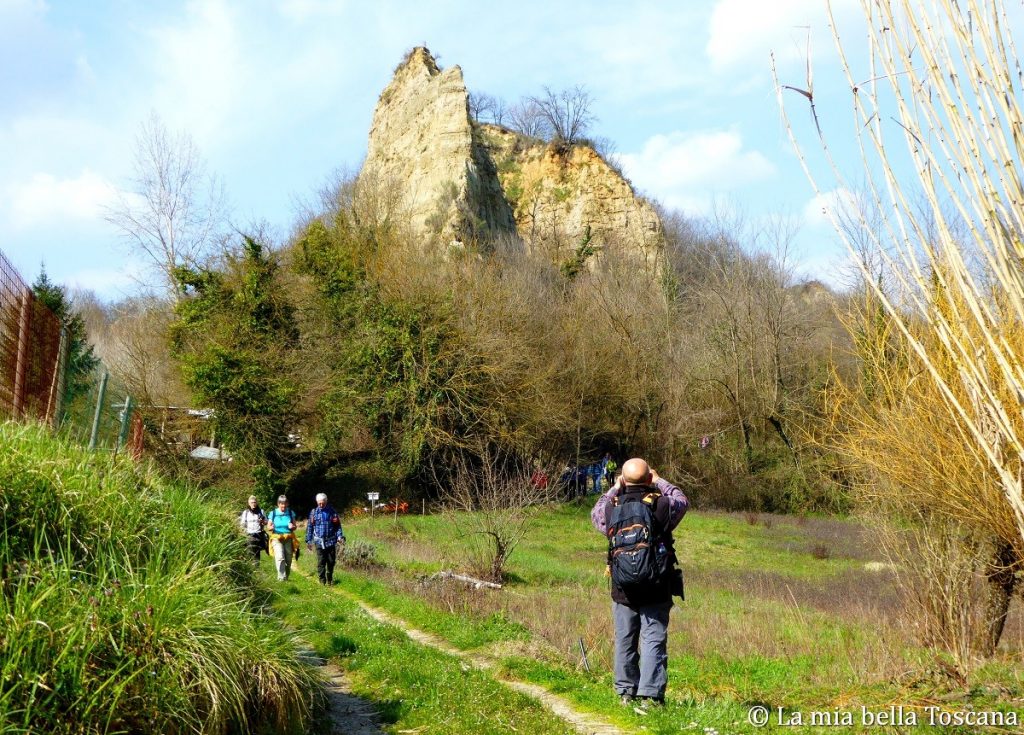 Camminata tra le Balze del Valdarno